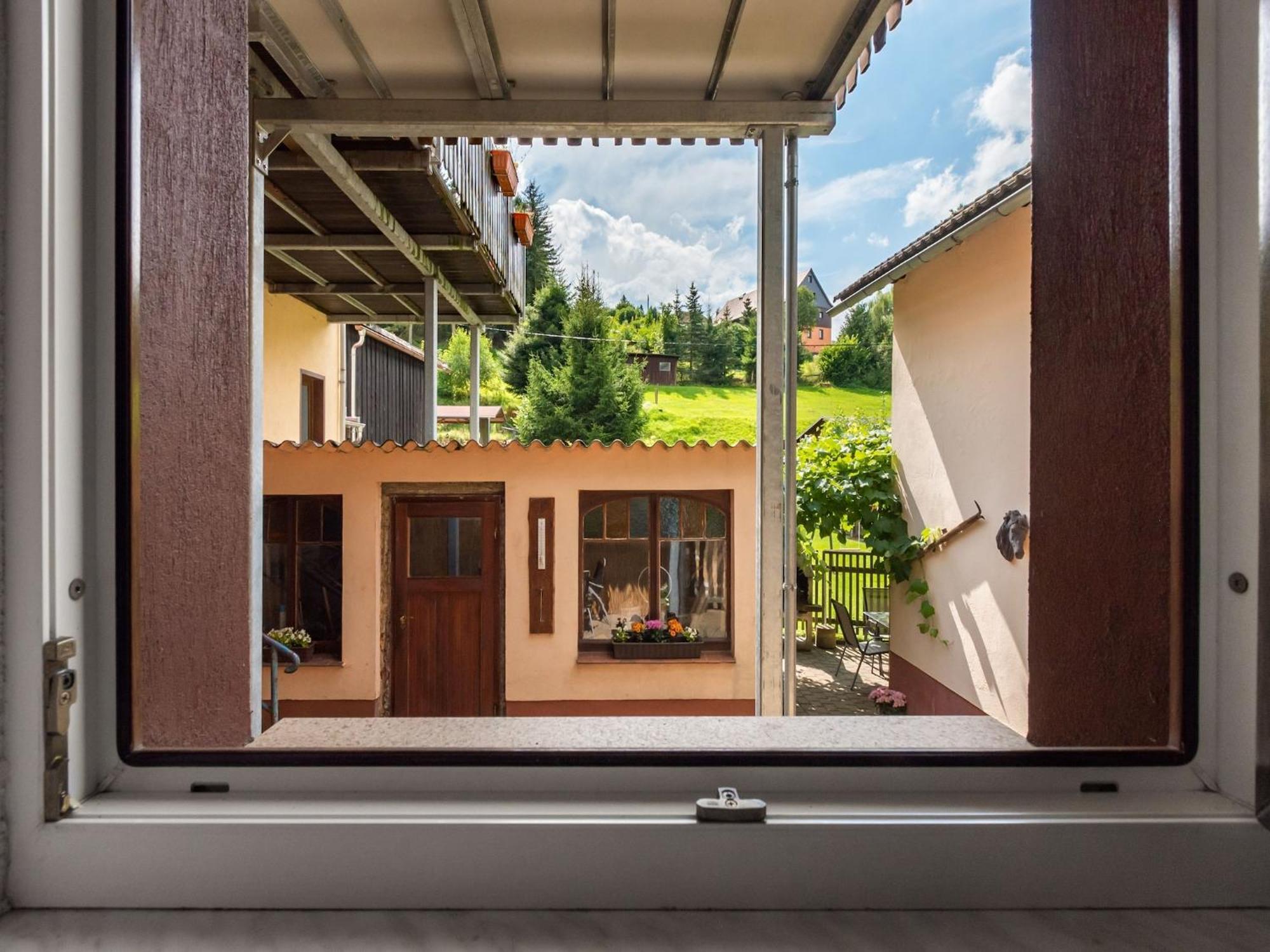 Modern Apartment In Sebnitz With A Terrace In Sebnitz Exterior foto